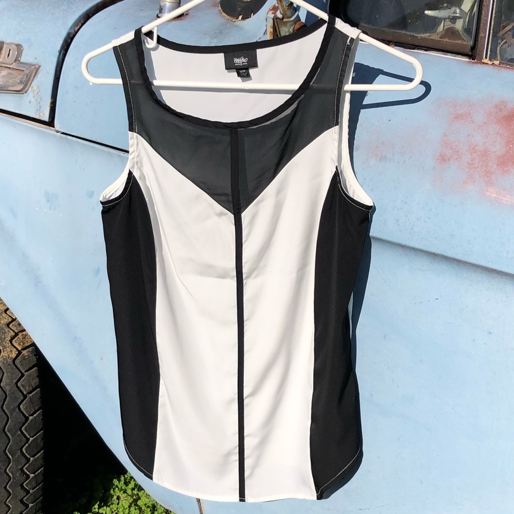 Mossimo Black and White Tank Top